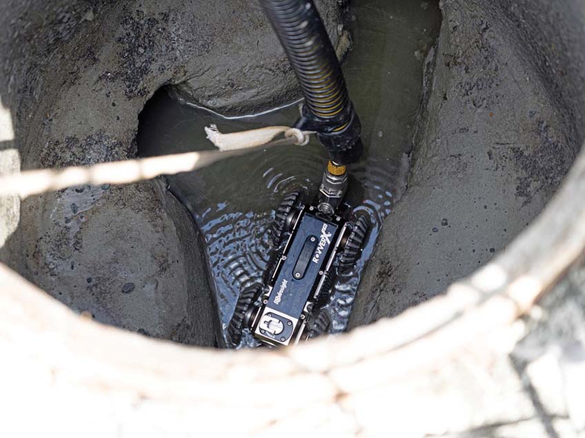 Rovver R Crawler Inspection System