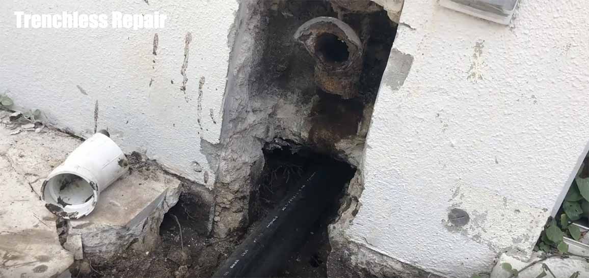 plumber repairing a burst pipe Fort Myers, FL