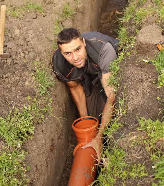 Warning Signs of a Sewer Leak